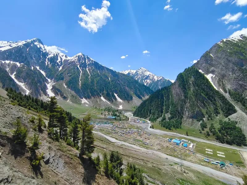 4-Day Amarnath Yatra Expedition: Holy Cave & Helicopter Transit