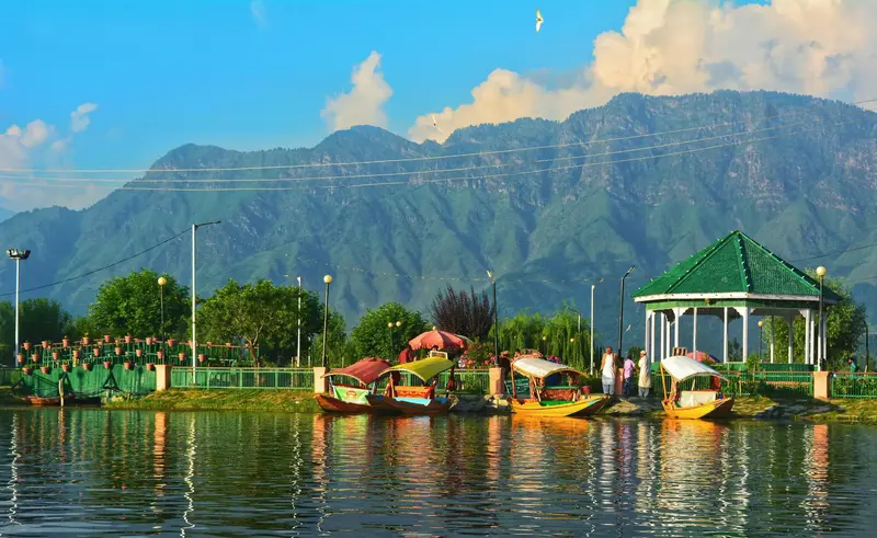 4-Day Kangra Valley & Palampur | 4-Day Adventure & Tea Garden Tour